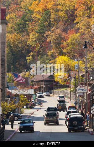 USA, Ohio, Eureka Springs, South Main Street, automne Banque D'Images