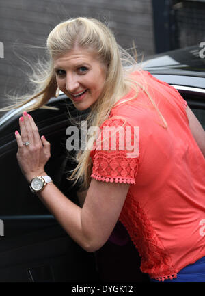 Londres, Royaume-Uni, 17 avril 2014. Rebecca Adlington vu à l'UGC vidéo sur la SouthBank Banque D'Images