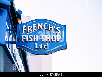 Poisson et Chip Shop Sign Banque D'Images