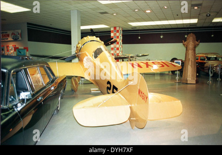 Le Wedell-Williams Model 44, équipé d'un moteur Pratt & Whitney R-1690 Hornet, était un pilote aérien emblématique de l'âge d'or de la course aérienne. Piloté par Jimmy Wedell, cet avion a participé à plusieurs courses aériennes et faisait partie de Wedell-Williams Air Service Corporation. Banque D'Images