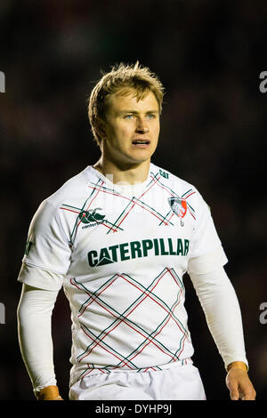 Londres, Royaume-Uni. 18 avr, 2014. Leicester's Mathew tait au cours de l'Aviva Premiership match entre les Harlequins et Leicester Tigers au Stoop : Action Crédit Plus Sport/Alamy Live News Banque D'Images