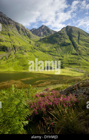 Mountain Rescue hut glencoe Banque D'Images