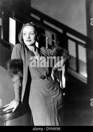 MARLENE DIETRICH (Chemistry 1901-1992) chanteuse et actrice de cinéma allemande vers 1930 Banque D'Images