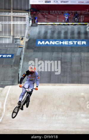 Manchester, UK. 18 avril 2014. Martijn JASPERS 4 Elite Men's time-trial BMX UCI Finale Coupe du Monde Supercross Centre National de cyclisme de Manchester, Angleterre Royaume-uni Crédit : Simon Balson/Alamy Live News Banque D'Images