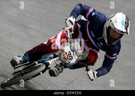 Manchester, UK. 18 avril 2014. Sylvain ANDRE P 39 Elite Men's time-trial BMX UCI Finale Coupe du Monde Supercross Centre National de cyclisme de Manchester, Angleterre Royaume-uni Crédit : Simon Balson/Alamy Live News Banque D'Images