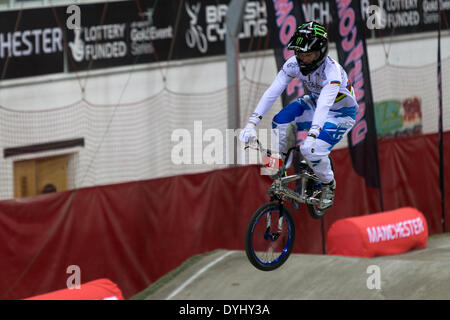 Manchester, UK. 18 avril 2014. Connor FIELDS, Elite Men's time-trial BMX UCI Finale Coupe du Monde Supercross Centre National de cyclisme de Manchester, Angleterre, Royaume-Uni. Crédit : Simon Balson/Alamy Live News Banque D'Images