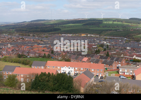 Vue sur Langley Park montrant la construction de nouveaux logements Co. Durham England UK Banque D'Images