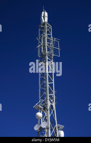 Antennenmast, Sender und Messgeräte auf dem österreichischen Teil der Zugspitze, Bezirk Reutte, Tyrol, Österreich, Europa Banque D'Images