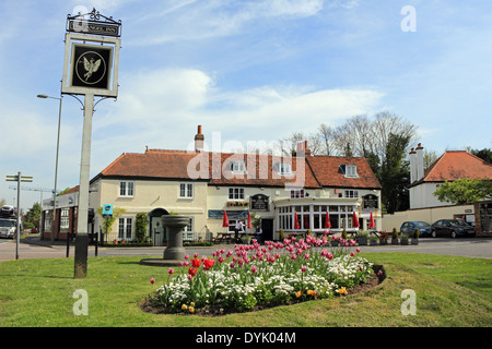 L'Ange pub Thames Ditton, Surrey, Angleterre, Royaume-Uni. Banque D'Images