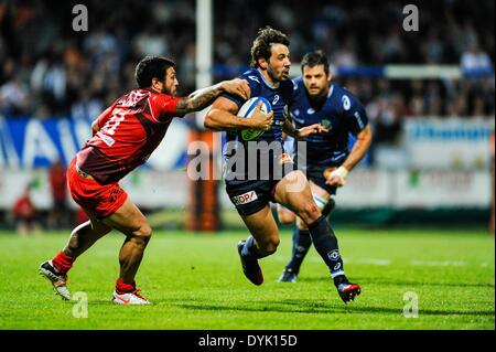 Castres, France. 18 avr, 2014. Top14 mens rugby union. Castres contre Montpellier. Rémi lamerat (co) © Plus Sport Action/Alamy Live News Banque D'Images