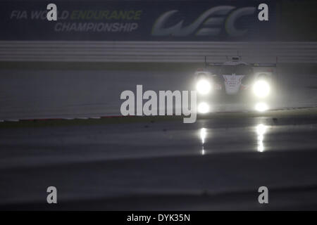 Towcester, UK. Apr 20, 2014. # 7 la Toyota TS 040 hybride - conduit par Alexander Wurz, Stéphane SARRAZIN et Kazuki Nakajima pendant les 6 heures de Silverstone en 2014 au circuit de Silverstone Towcester, Royaume-Uni. Credit : James Gasperotti/ZUMA/ZUMAPRESS.com/Alamy fil Live News Banque D'Images