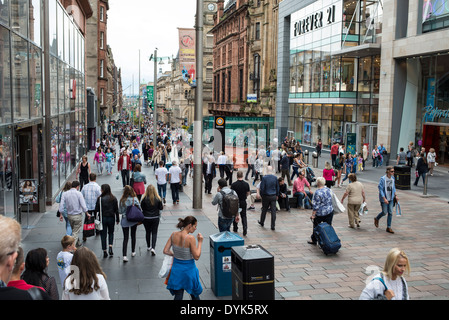 Clients mystères de Buchanan Street, Glasgow Banque D'Images