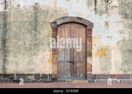 Ancienne porte de la ville de Panama à Casco Viejo Banque D'Images