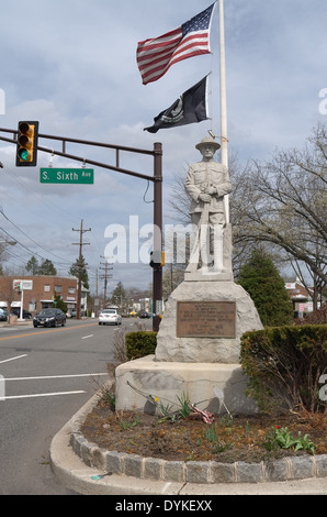 Statue de la Première Guerre mondiale Doughboy dans Highland Park, New Jersey Banque D'Images