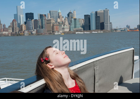 Dimanche de Pâques croisière du port de New York à bord de l'infini de Hornblower. Banque D'Images