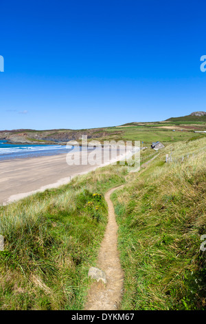 Aux côtés de Pembrokeshire Coast Path Whitesands Beach près de St David's, Pembrokeshire, Pays de Galles, Royaume-Uni Banque D'Images