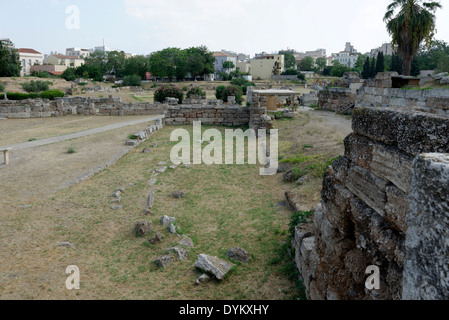 Le fossé demeure plus proche rempart porte sacrée Kerameikos Athènes Grèce moat était plein de l'eau dans l'antiquité Banque D'Images