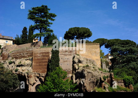 Italie, Rome, Rupe Tarpea, Tarpeian Rock Banque D'Images