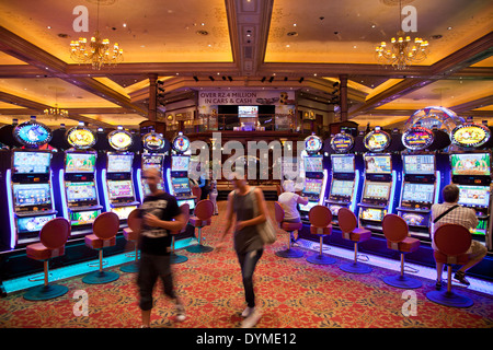 Les machines à sous de la Gold Reef City Casino et Hôtel à Johannesburg, Gauteng, Afrique du Sud, l'Afrique Banque D'Images