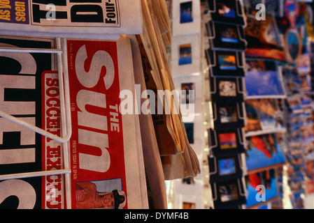 Tabloïds britanniques en vente en Espagne. Banque D'Images