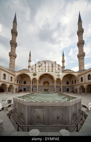 La mosquée Masjid turc Nizamiye Johannesburg, Gauteng, Afrique du Sud, l'Afrique Banque D'Images