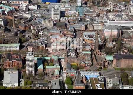 Vue aérienne du centre-ville de Coventry, y compris la Cathédrale St Michael's Banque D'Images