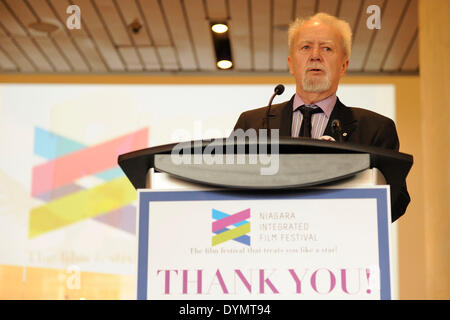 Toronto, Canada. 22 avril 2014. Bill Marshall, fondateur de TIFF, parle aux médias Lancement du Festival du film intégré Niagara (NIFF) qui fera ses débuts ce 19 au 22 juin 2014, dans la région de Niagara - St. Catharines. (Dominic Chan/EXImages/Alamy Live News) Banque D'Images