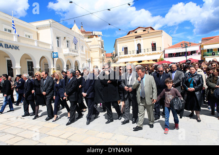 L'île de Zakynthos Grèce mer pâques vendredi saint procession religieuse Banque D'Images