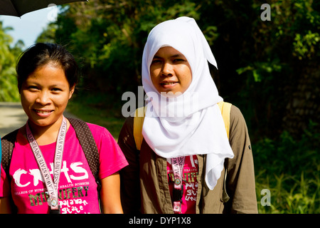 Les jeunes élèves à Puerto Princesa, Palawan, Philippines Banque D'Images