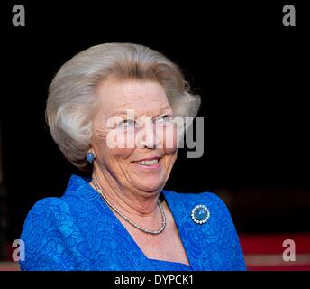 La princesse Beatrix des Pays-Bas assiste à une réception pour l'anniversaire du roi Willem-Alexander (27 avril) au Palais Royal d'Amsterdam, Pays-Bas, 23 avril 2014. Photo : Patrick van Katwijk Banque D'Images