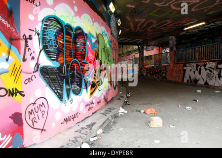 Graffiti sur Leake Street, Waterloo, London, UK Banque D'Images