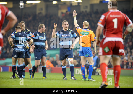 Rabodirect Pro 12 - Jour du Jugement au Millennium Stadium de Cardiff - Llanelli Scarlets v Cardiff Blues Rugby. Banque D'Images