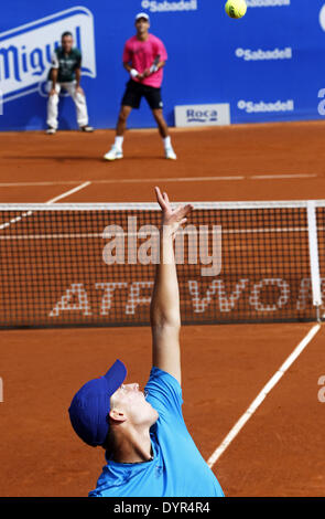 Barcelone, Espagne. Apr 24, 2014. Espagne-BARCELONE -24 avril : correspondance entre Giraldo et D. Thiem, pour le 1/8 de finale de l'Open de Barcelone Banc Sabadell, 62 Trofeo Conde de Godo, joué au tennis RC Barcelone le 24 avril 2014, photo. Joan Valls/Urbanandsport Nurphoto/crédit : Joan Valls/NurPhoto ZUMAPRESS.com/Alamy/Live News Banque D'Images