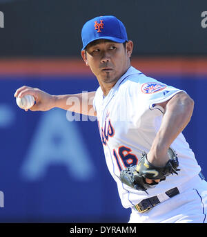 Flushing, NY, USA. Apr 20, 2014. Daisuke Matsuzaka (Mets) MLB : Daisuke Matsuzaka les Mets de New York en ligue majeure de baseball pendant les match contre les Braves d'Atlanta au Citi Field à Flushing, NY, USA . © AFLO/Alamy Live News Banque D'Images