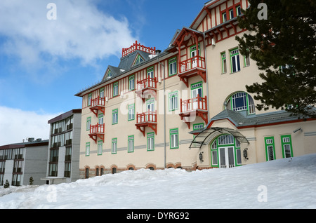 Bâtiment moderne de la classe de luxe en Slovaquie. Banque D'Images