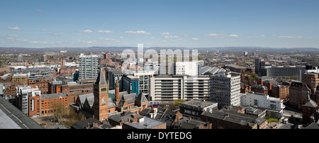 Vue sur la ville de Manchester, Greater Manchester Piccadilly station avec au centre Banque D'Images