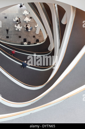 Intérieur de la bibliothèque, l'Université d'Aberdeen Banque D'Images