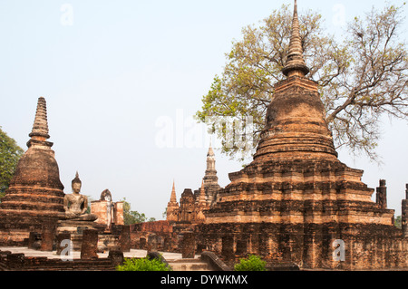 Wat Mahathat, Parc historique de Sukhothai, Thaïlande Banque D'Images