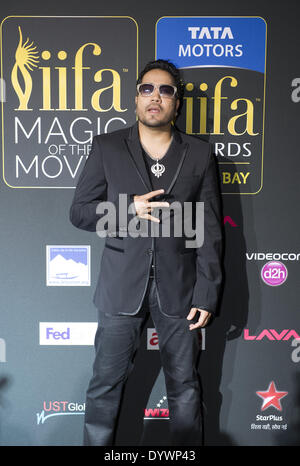 Tampa, Floride, USA. Apr 25, 2014. Tampa, Floride - le 25 avril 2014 : la chanteuse Mika, marche le tapis vert à ''la magie de l'IIFA Les Films'' qui est l'événement du jour 3 de la 15e édition de l'IIFA Awards & Week-end. Crédit : Andrew Patron/ZUMAPRESS.com/Alamy Live News Banque D'Images