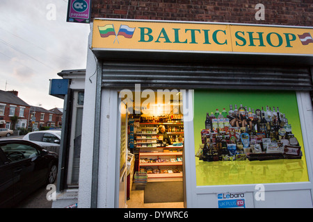 La boutique de la mer Baltique à Boston, Lincolnshire, est l'une des nombreuses boutiques qui dessert la population de l'Europe de l'Est de la ville. Banque D'Images