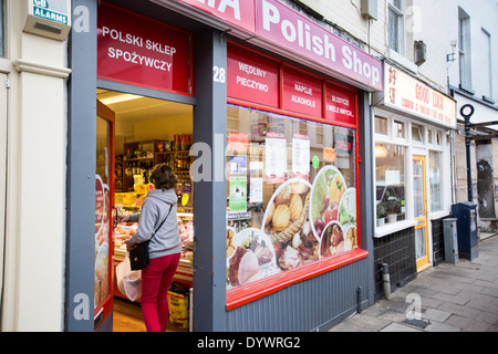 L'une des nombreuses boutiques destinées à la grande population de l'Europe de l'est à Boston, Lincolnshire Banque D'Images