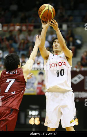 Arène Todoroki Kawasaki, Kanagawa, Japon. Apr 25, 2014. Yusuke Okada (Alvark), 25 avril 2014 - Basket-ball : Ligue Nationale de Basket-ball 'LBN' 2013-2014 Correspondance entre Toshiba Brave Thunders 80-74 TOYOTA Alvark à Tokyo Arena Todoroki Kawasaki, Kanagawa, Japon. © AFLO SPORT/Alamy Live News Banque D'Images