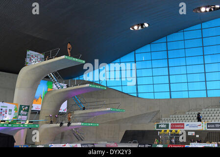 Londres, Grande-Bretagne. Apr 26, 2014. Une vue générale au cours du deuxième jour de la FINA/NVC Diving World Series 2014 au Centre aquatique de Londres le 26 avril 2014 à Londres, Grande-Bretagne. Credit : Mitchell Gunn/ESPA/Alamy Live News Banque D'Images