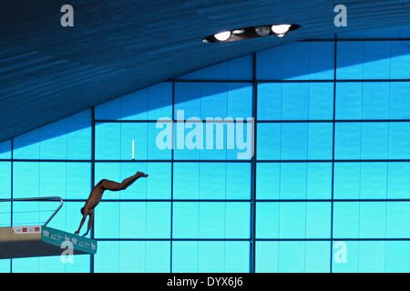 Londres, Grande-Bretagne. Apr 26, 2014. Une vue générale au cours du deuxième jour de la FINA/NVC Diving World Series 2014 au Centre aquatique de Londres le 26 avril 2014 à Londres, Grande-Bretagne. Credit : Mitchell Gunn/ESPA/Alamy Live News Banque D'Images