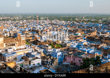 Vue sur le fort de Taragarh, Bundi Bundi, Rajasthan, Inde, Asie Banque D'Images