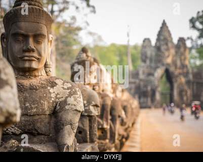 Porte Sud d'Angkor Thom, Siem Reap, Cambodge Banque D'Images