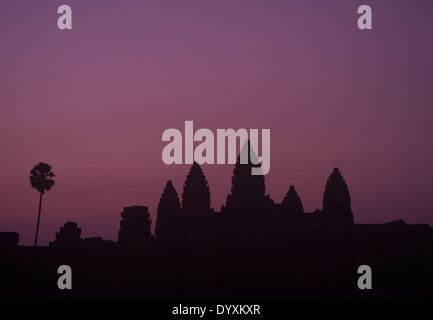 Lever du soleil au Temple d'Angkor Wat, Siem Reap, Cambodge Banque D'Images