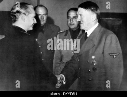 Adolf Hitler accueille un délégué des Affaires étrangères, 1940 Banque D'Images