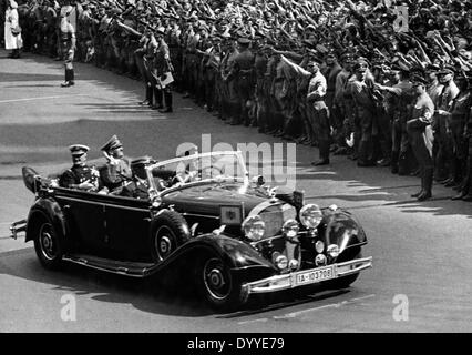 Miklos Horthy et Adolf Hitler à Hambourg, 1938 Banque D'Images