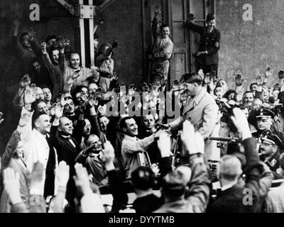 Hitler au cours d'une visite d'entreprise chez Siemens, 1933 Banque D'Images
